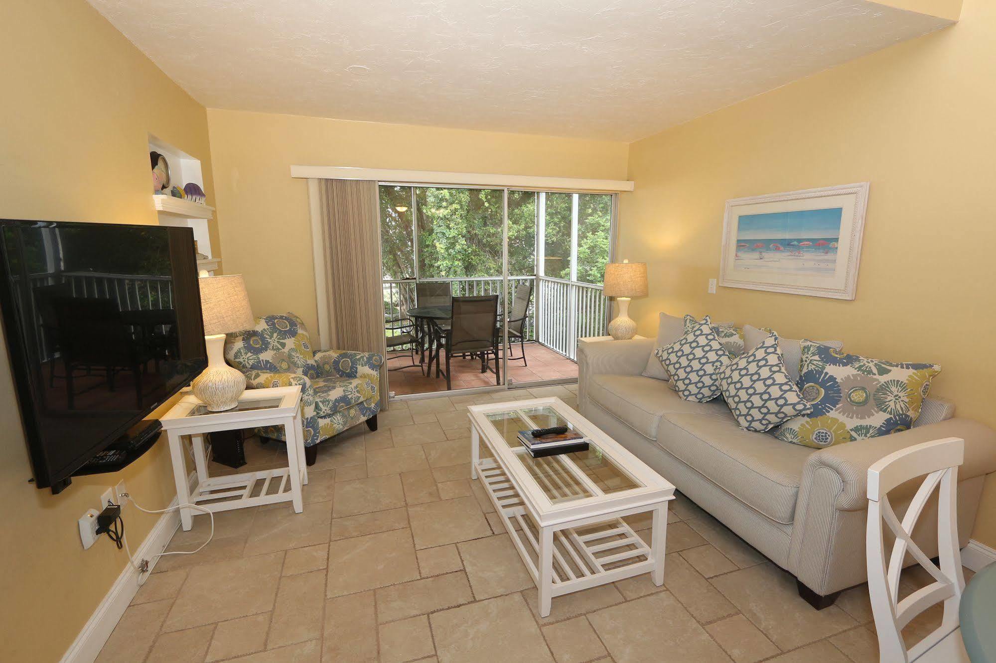 Beach Castle Resort By Rva Longboat Key Exterior photo
