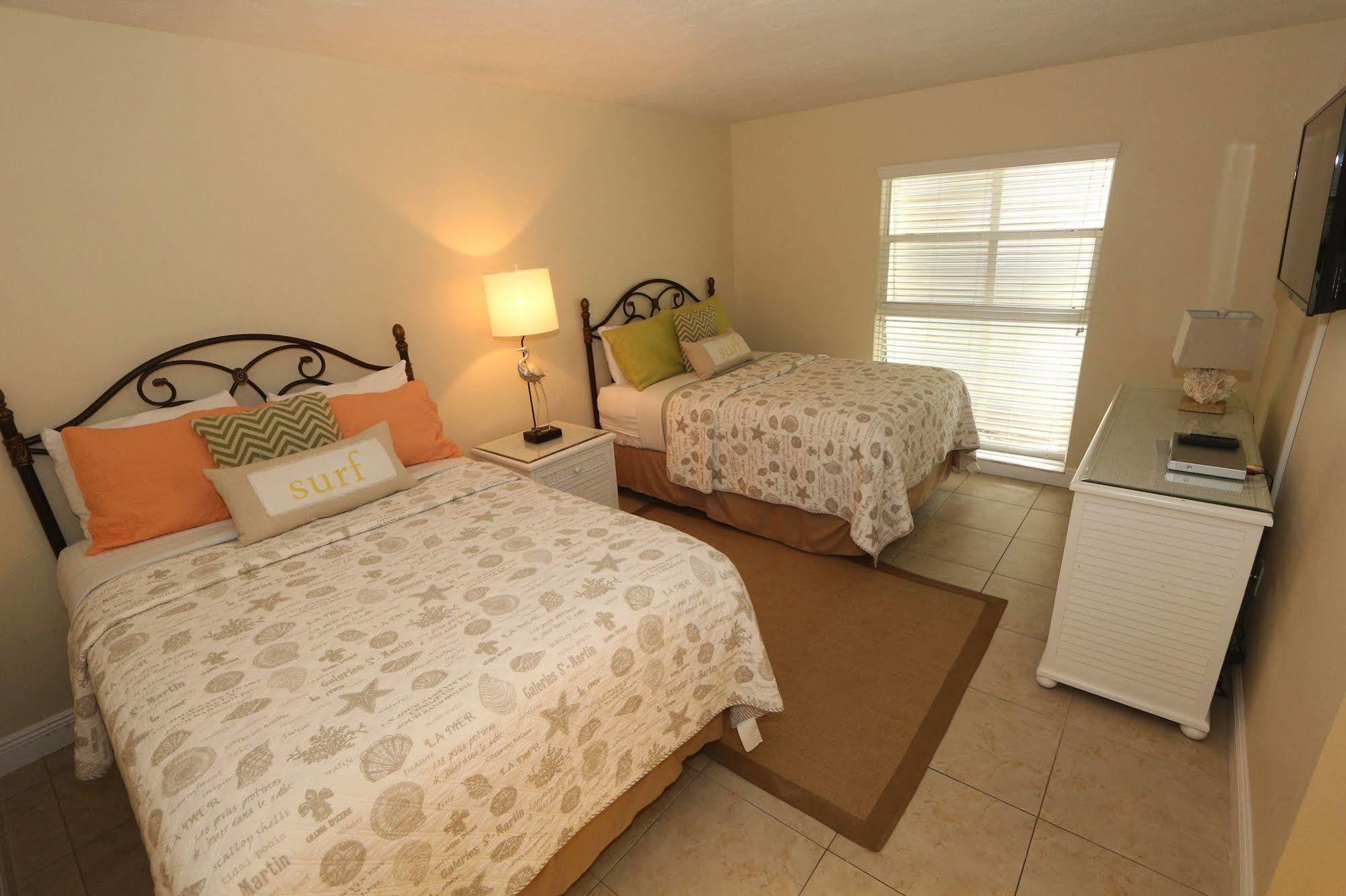 Beach Castle Resort By Rva Longboat Key Exterior photo